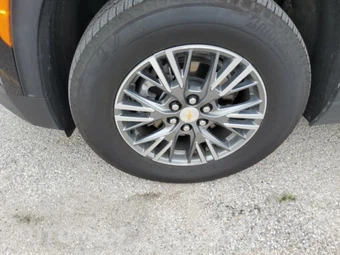 2026 Chevrolet Traverse LT 2LT - miniatura 3