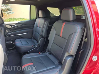 2026 Chevrolet Traverse RS - miniatura 13