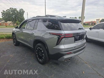 2026 Chevrolet Traverse Z71 - miniatura 2