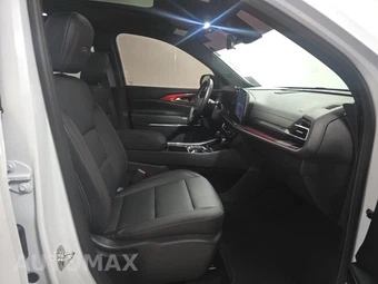 2026 Chevrolet Traverse Z71 - miniatura 8