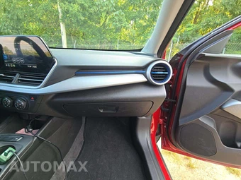 2026 Chevrolet Trax LS - miniatura 16