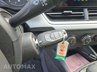2026 Chevrolet Trax LS - miniatura 5