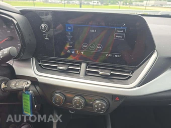 2026 Chevrolet Trax LS - miniatura 7