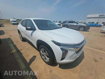 2026 Chevrolet Trax LS - miniatura 4