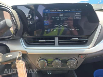 2026 Chevrolet Trax LS – miniatura 7