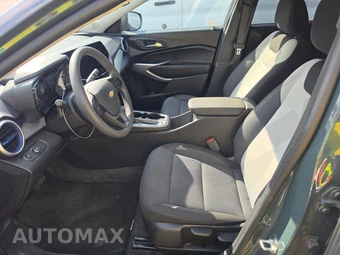 2026 Chevrolet Trax LS – miniatura 13