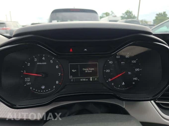 2026 Chevrolet Trax LS - miniatura 9