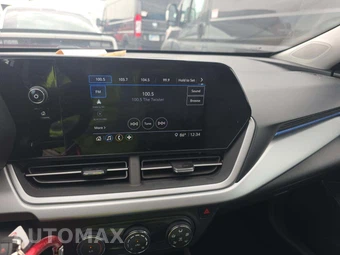 2026 Chevrolet Trax LS - miniatura 10