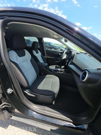 2026 Chevrolet Trax LS - miniatura 15