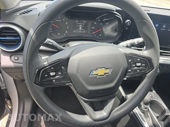 2026 Chevrolet Trax LS – miniatura 10