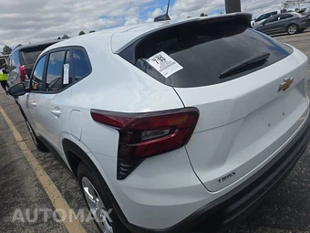 2026 Chevrolet Trax LS – miniatura 6