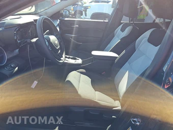 2026 Chevrolet Trax LS - miniatura 7