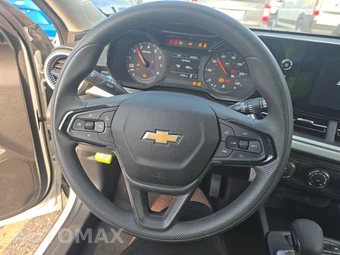2026 Chevrolet Trax LS - miniatura 10