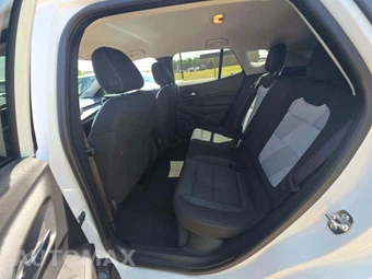 2026 Chevrolet Trax LS - miniatura 13