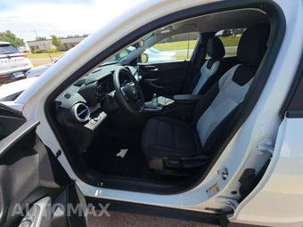2026 Chevrolet Trax LS - miniatura 6
