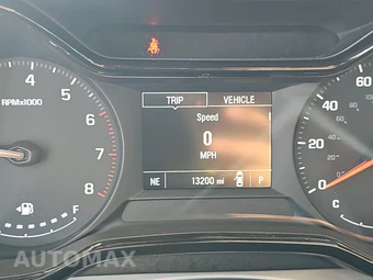 2026 Chevrolet Trax LS - miniatura 12