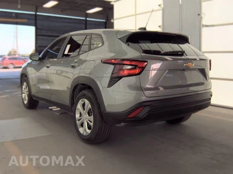 2026 Chevrolet Trax LS - miniatura 6