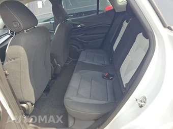 2026 Chevrolet Trax LS - miniatura 13