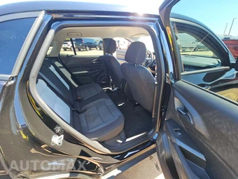 2026 Chevrolet Trax LS – miniatura 16