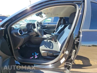 2026 Chevrolet Trax LS – miniatura 6