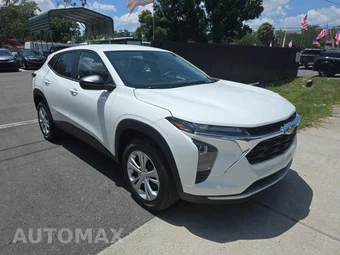 2026 Chevrolet Trax LS – miniatura 3