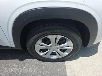 2026 Chevrolet Trax LS – miniatura 9
