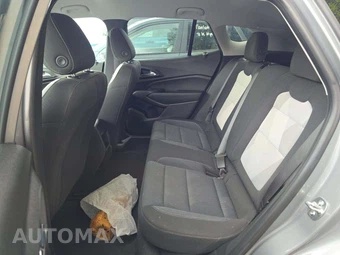 2026 Chevrolet Trax LS - miniatura 13