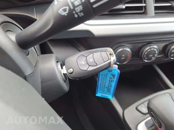 2026 Chevrolet Trax LS - miniatura 8