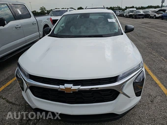 2026 Chevrolet Trax LS - miniatura 2