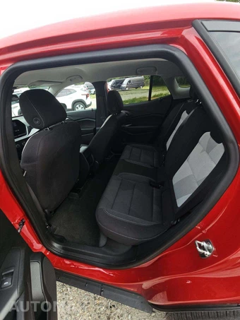 2026 Chevrolet Trax LS - miniatura 13