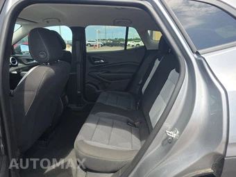 2026 Chevrolet Trax LS – miniatura 13