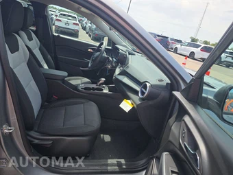 2026 Chevrolet Trax LS – miniatura 8