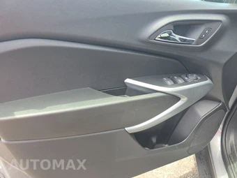 2026 Chevrolet Trax LS – miniatura 9
