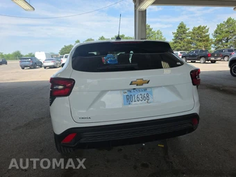 2026 Chevrolet Trax LS – miniatura 5