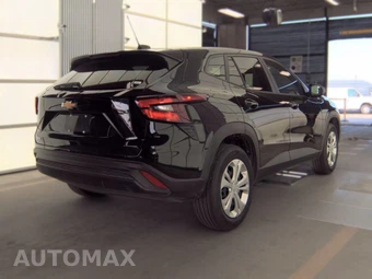 2026 Chevrolet Trax LS - miniatura 4