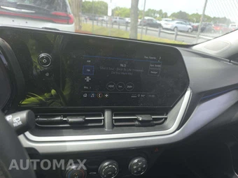 2026 Chevrolet Trax LS - miniatura 5
