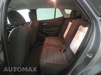2026 Chevrolet Trax LS - miniatura 13