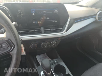 2026 Chevrolet Trax LS - miniatura 11