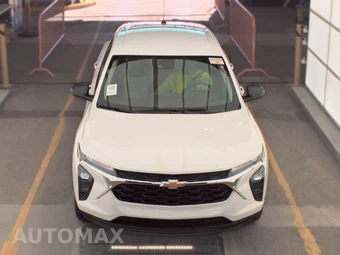 2026 Chevrolet Trax LS - miniatura 2