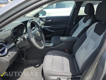 2026 Chevrolet Trax LS - miniatura 15