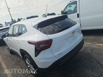 2026 Chevrolet Trax LS - miniatura 6