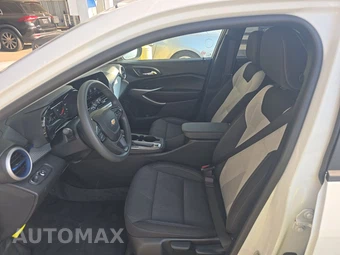 2026 Chevrolet Trax LS – miniatura 7