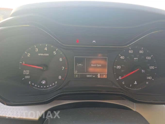 2026 Chevrolet Trax LS - miniatura 8