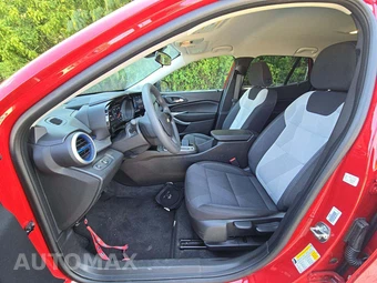 2026 Chevrolet Trax LS – miniatura 3