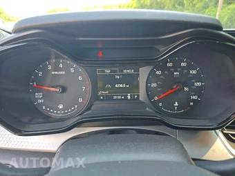 2026 Chevrolet Trax LS – miniatura 6