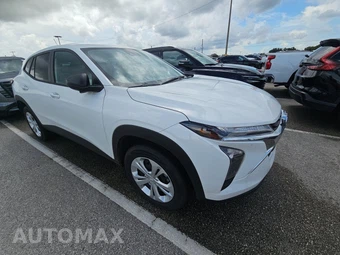 2026 Chevrolet Trax LS - miniatura 3
