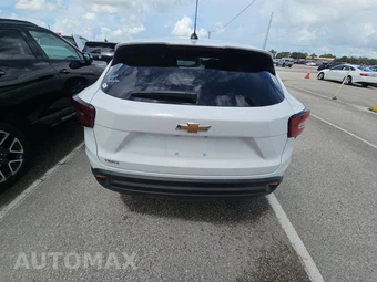 2026 Chevrolet Trax LS - miniatura 5