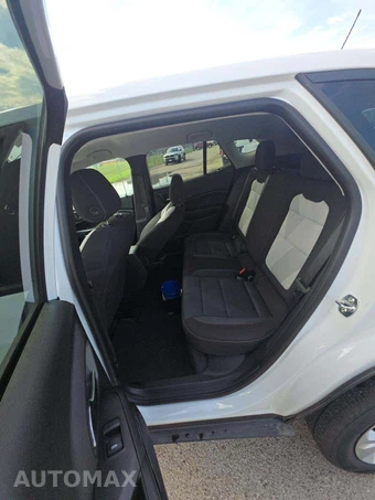 2026 Chevrolet Trax LS - miniatura 10