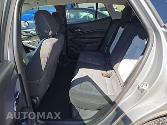 2026 Chevrolet Trax LS - miniatura 13