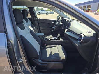 2026 Chevrolet Trax LS - miniatura 8